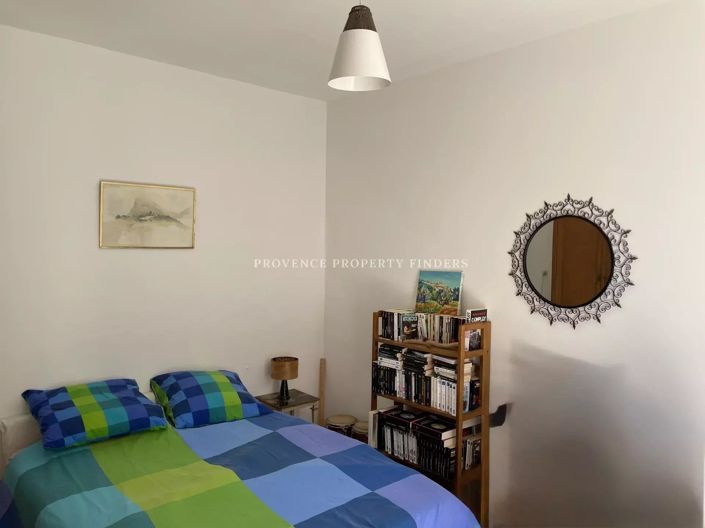 Image No.11-5 Bed House for sale