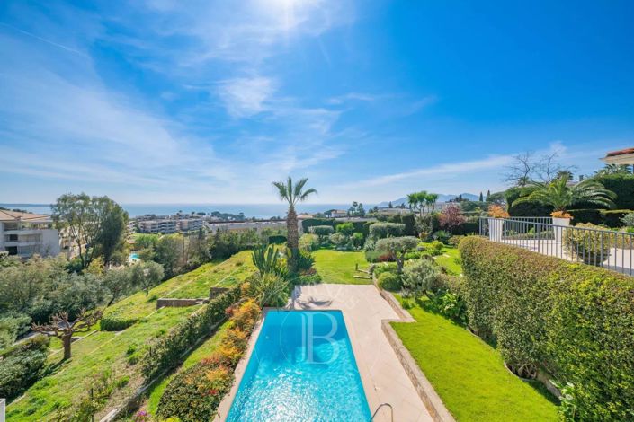 Image No.17-4 Bed House for sale