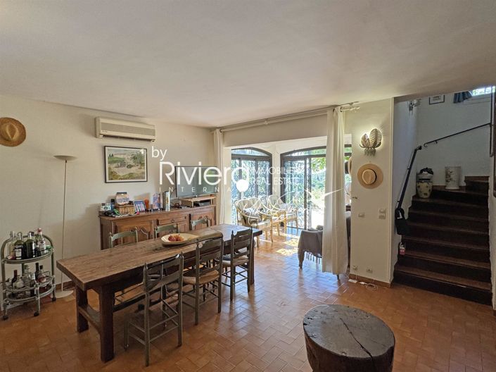 Image No.11-2 Bed House for sale