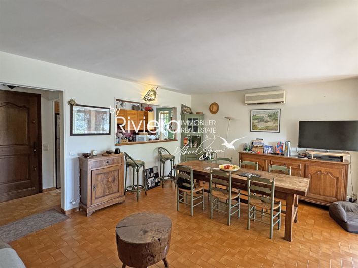 Image No.8-2 Bed House for sale