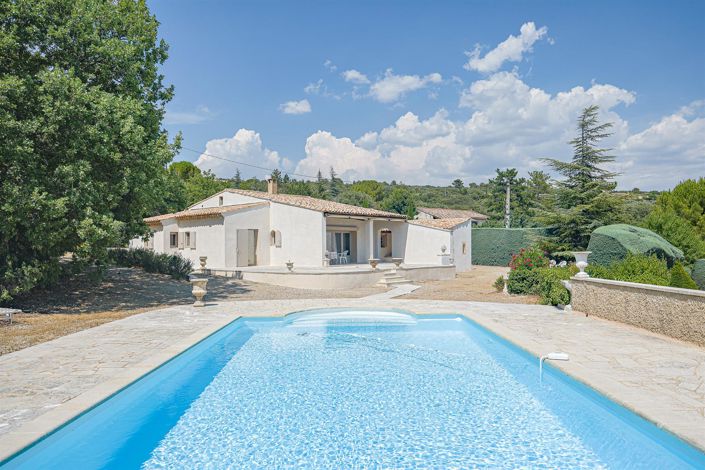 Image No.1-5 Bed House for sale