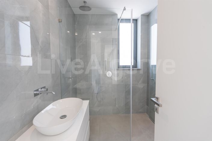 Image No.25-Maison de 5 chambres à vendre à Lagos