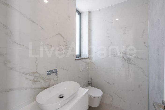 Image No.35-Maison de 5 chambres à vendre à Lagos