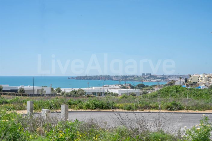 Image No.3-Maison de 4 chambres à vendre à Lagos