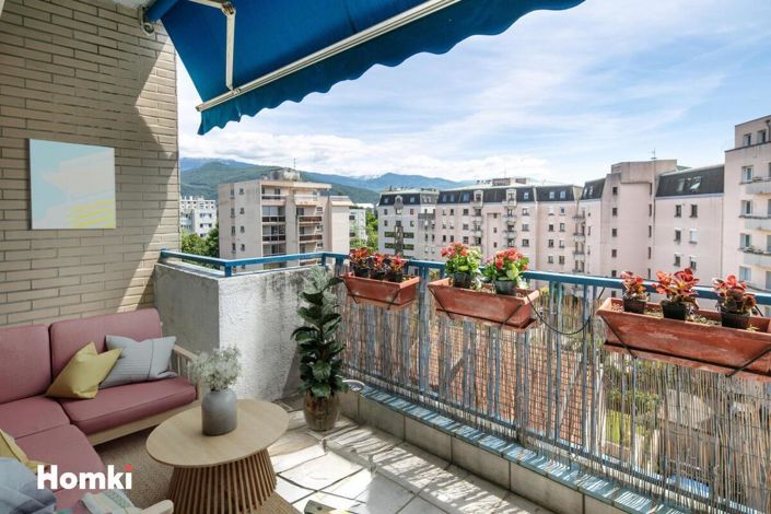 Image No.1-4 Bed Apartment for sale