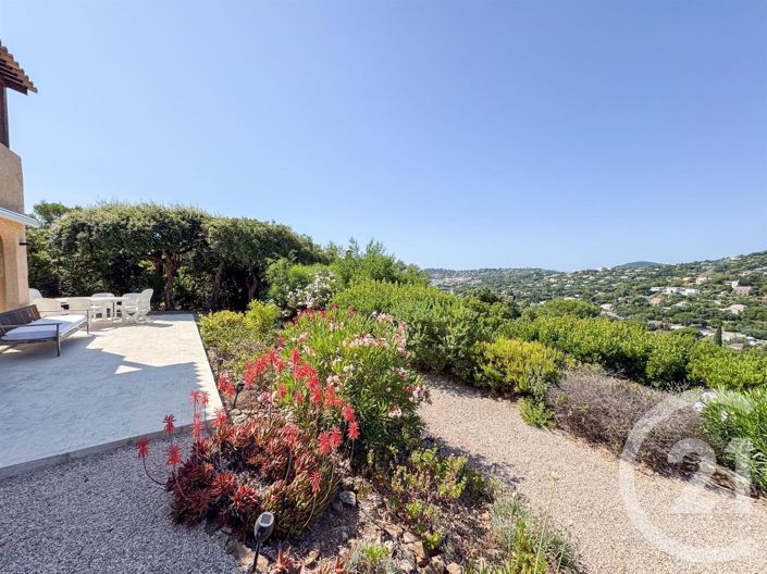 Image No.1-Appartement de 2 chambres à vendre à Cavalaire-sur-Mer