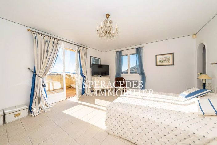 Image No.11-Maison de 4 chambres à vendre à Cabris