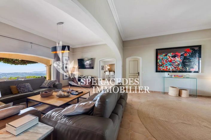 Image No.5-4 Bed House for sale