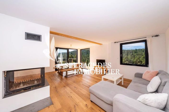 Image No.7-3 Bed House for sale