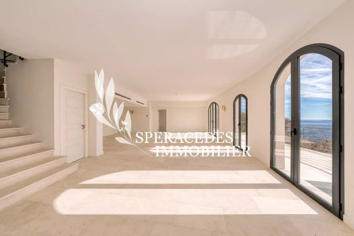 Image No.4-4 Bed House for sale