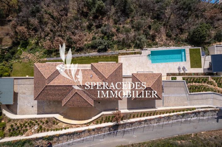 Image No.16-6 Bed House for sale