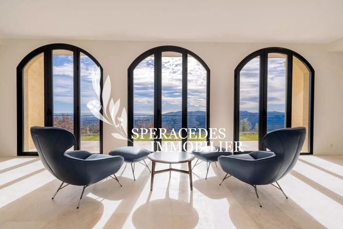 Image No.4-6 Bed House for sale