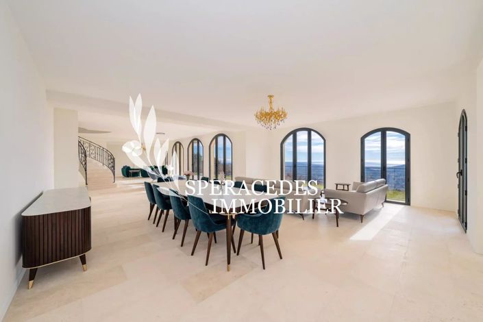 Image No.7-6 Bed House for sale