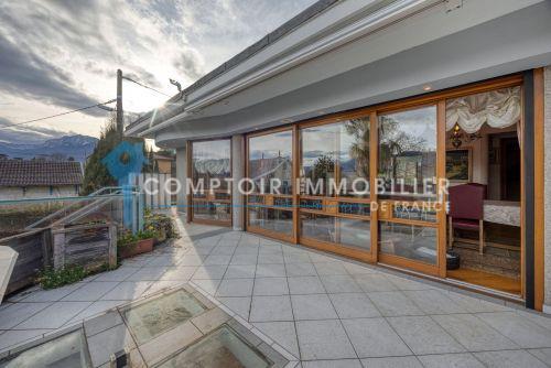 Image No.1-6 Bed House for sale