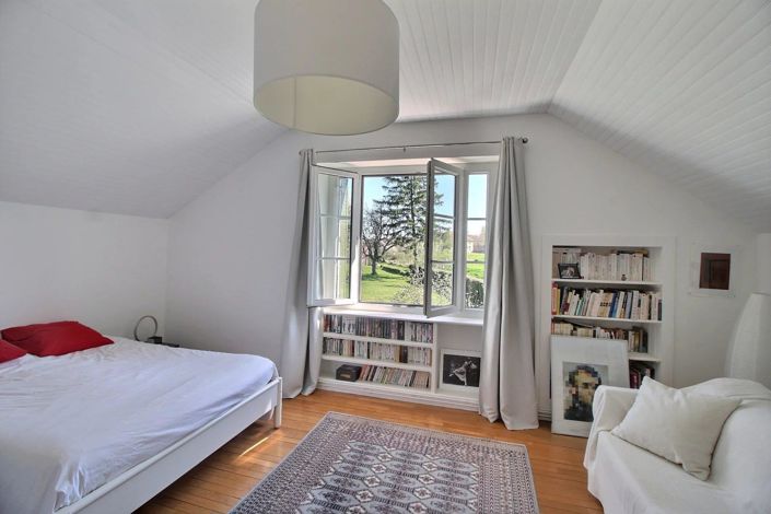 Image No.27-4 Bed House for sale