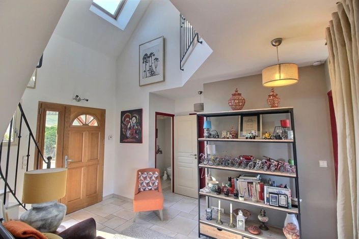 Image No.11-4 Bed House for sale