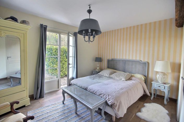 Image No.22-4 Bed House for sale