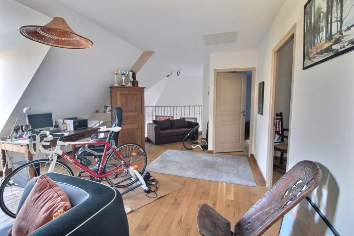 Image No.26-4 Bed House for sale