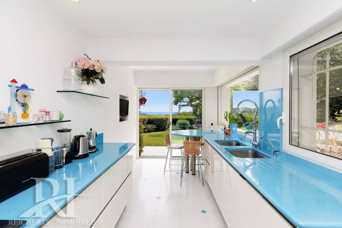 Image No.15-4 Bed House for sale