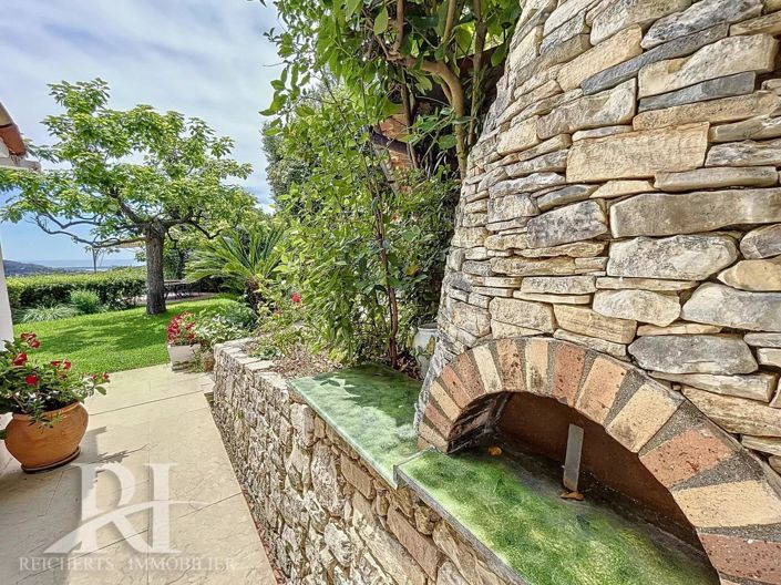 Image No.18-4 Bed House for sale