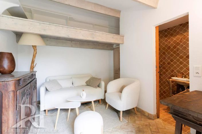 Image No.22-4 Bed House for sale