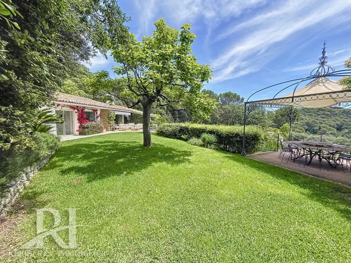 Image No.25-4 Bed House for sale