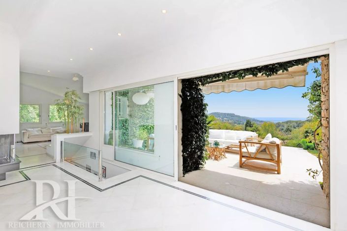 Image No.5-4 Bed House for sale