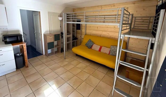 Image No.35-5 Bed House for sale