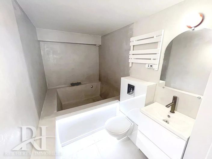 Image No.15-3 Bed House for sale