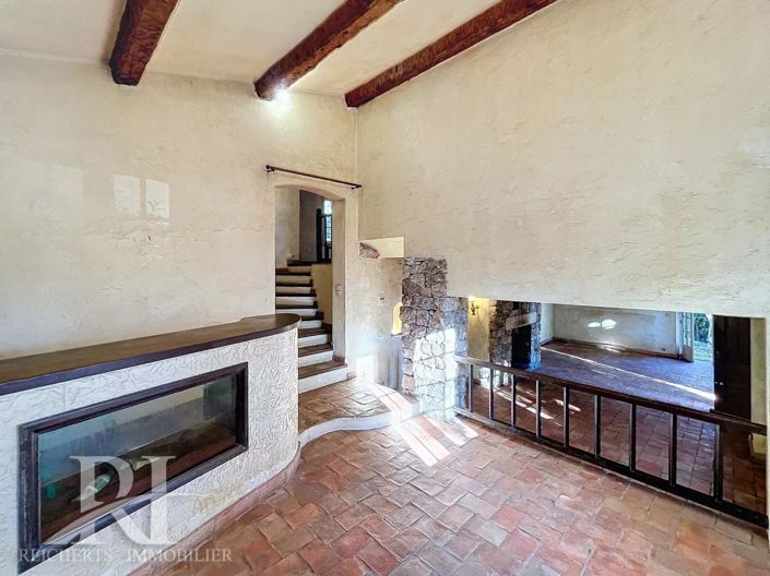 Image No.18-3 Bed House for sale