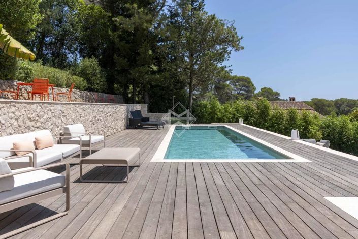 Image No.2-5 Bed House for sale