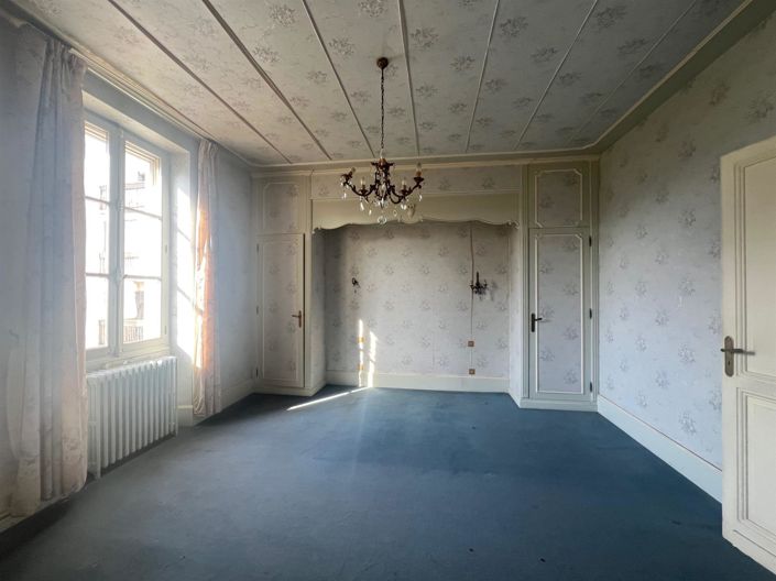 Image No.10-4 Bed House for sale