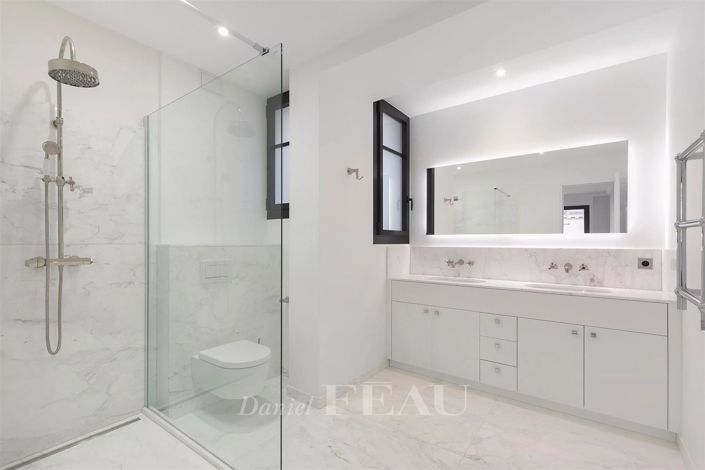 Image No.10-4 Bed Apartment for sale