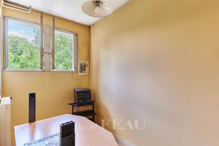 Image No.11-3 Bed Apartment for sale