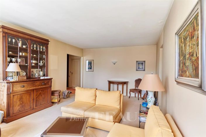 Image No.14-3 Bed Apartment for sale