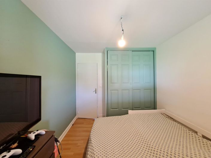 Image No.15-4 Bed House for sale