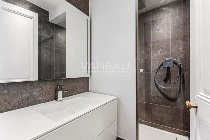 Image No.10-Appartement de 2 chambres à vendre à Paris