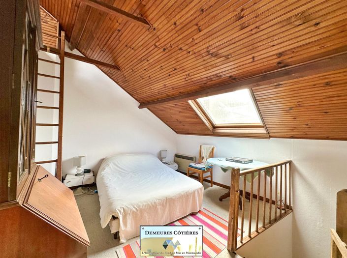 Image No.19-3 Bed House for sale