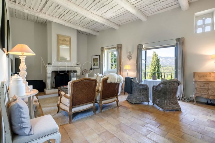 Image No.19-3 Bed House for sale