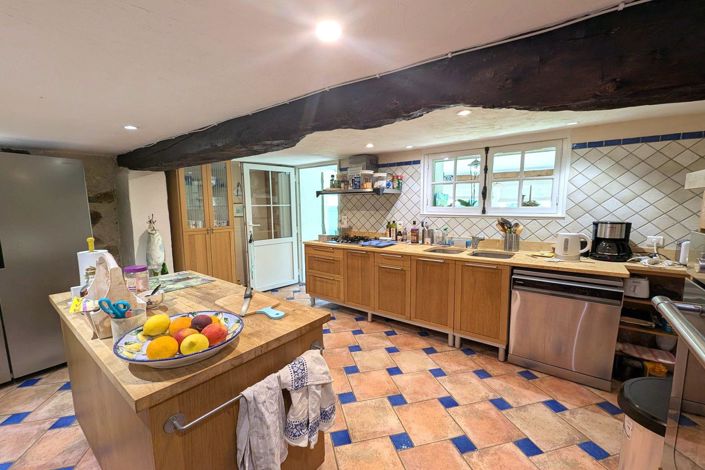 Image No.13-4 Bed House for sale