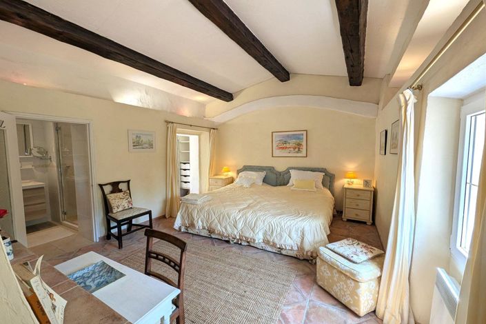 Image No.20-4 Bed House for sale