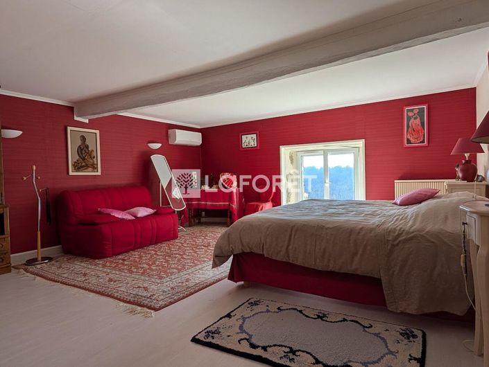 Image No.15-4 Bed House for sale