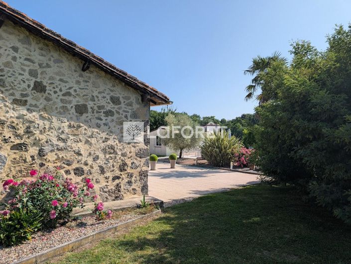 Image No.18-4 Bed House for sale