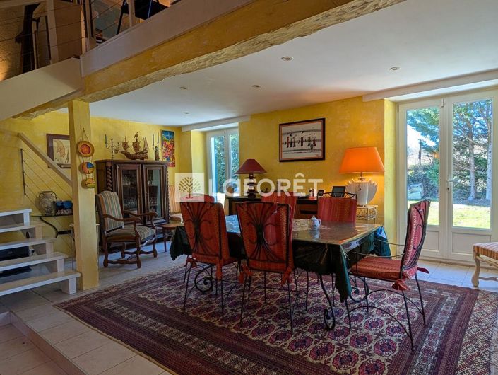 Image No.8-4 Bed House for sale