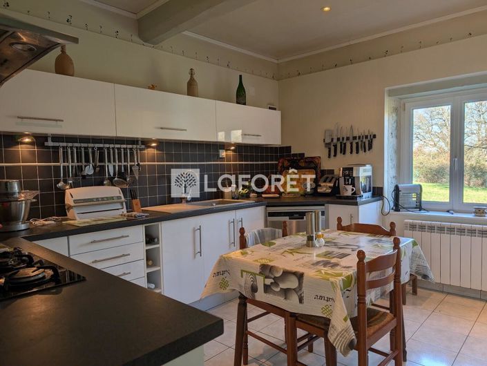 Image No.9-4 Bed House for sale