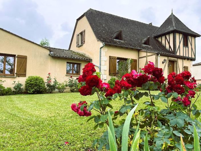 Image No.1-Maison de 4 chambres à vendre à Le Buisson-de-Cadouin