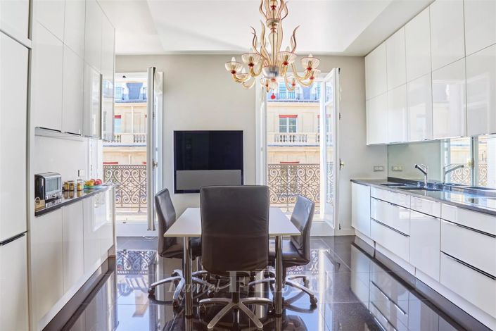 Image No.11-4 Bed Apartment for sale