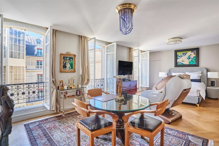 Image No.17-4 Bed Apartment for sale