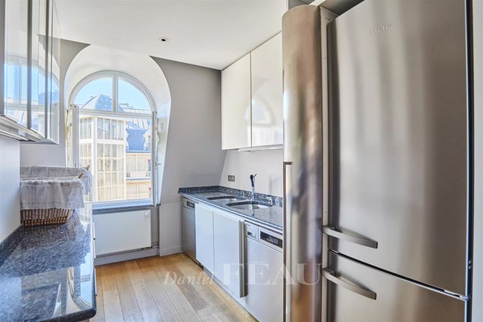 Image No.22-4 Bed Apartment for sale