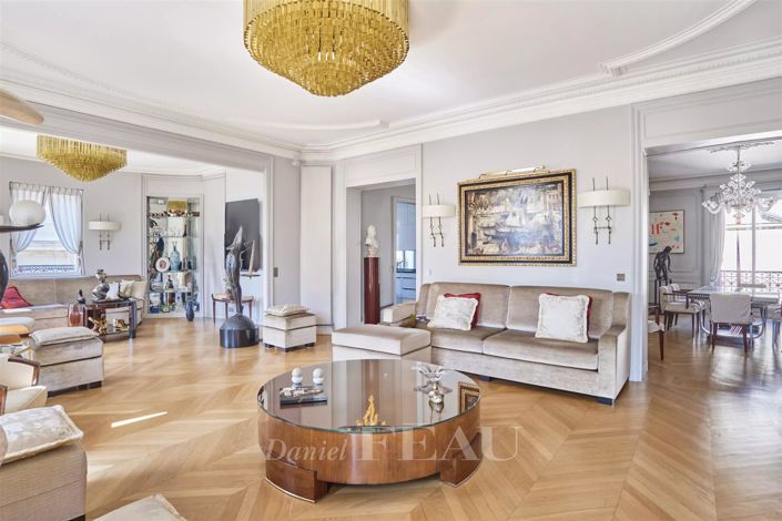 Image No.4-4 Bed Apartment for sale